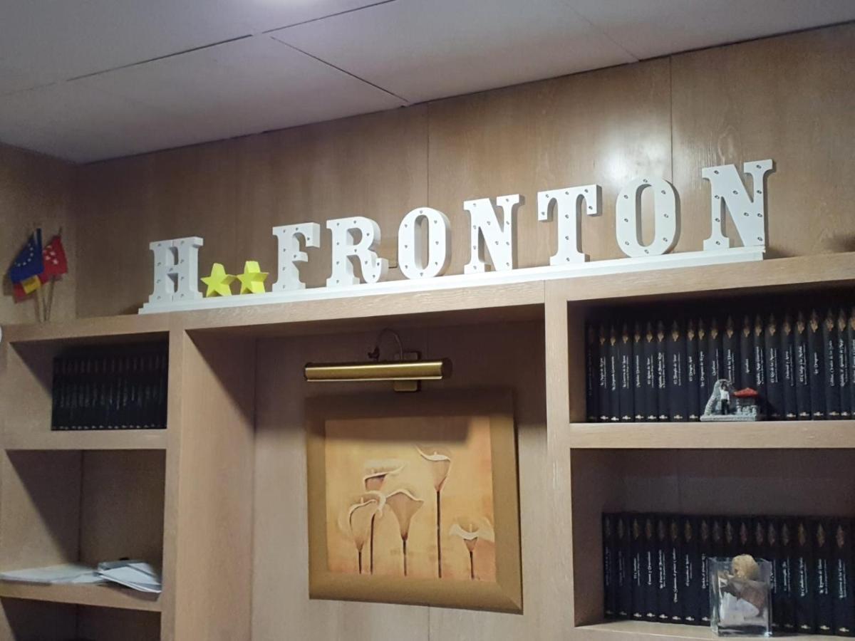 Hostal Fronton Alcobendas Exterior photo